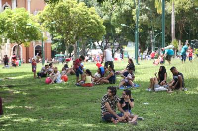 Atrações na Praça da República - Carimbó