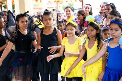 Escola Municipal Liceu Mestre Raimundo Cardoso homenageia mestres da cerâmica	