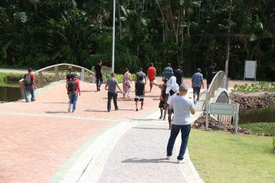Moradores em situação de risco visitam Parque do Utinga
