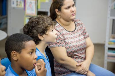 Crianças participam de ação educativa no Dia Internacional da Síndrome de Down	