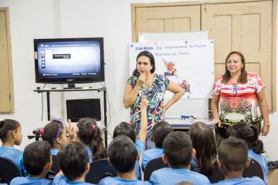 Crianças participam de ação educativa no Dia Internacional da Síndrome de Down	