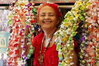 Ver-o-Peso completa 391 anos com bolo gigante, jogos e serviços para os feirantes	