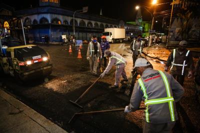 Com trabalho noturno, Prefeitura avança na recuperação de ruas e avenidas 