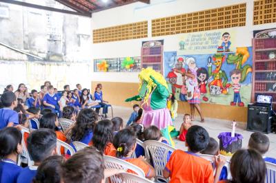 DIA NACIONAL DO LIVRO INFANTIL
