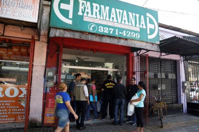 Vigilância Sanitária faz blitz em farmácia e academia de ginástica no Jurunas	