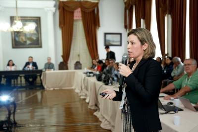 Prefeitura detalha o programa Sanear Belém para representantes do BID	