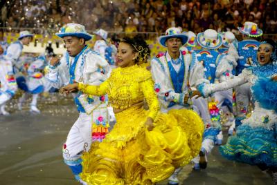 PRIMEIRA NOITE DA FASE FINAL DAS QUADRILHAS NO ARRAIÁ