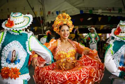 PRIMEIRA NOITE DA FASE FINAL DAS QUADRILHAS NO ARRAIÁ