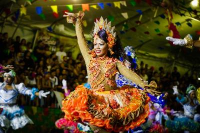 PRIMEIRA NOITE DA FASE FINAL DAS QUADRILHAS NO ARRAIÁ