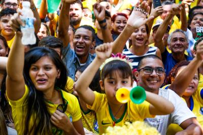 Transmissão de Brasil x México na Batista Campos