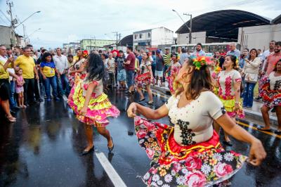 Inauguração do primeiro trecho da avenida Bernardo Sayão