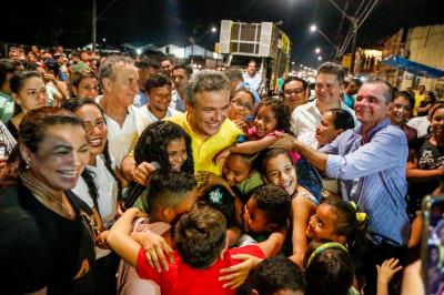 Inauguração do primeiro trecho da avenida Bernardo Sayão