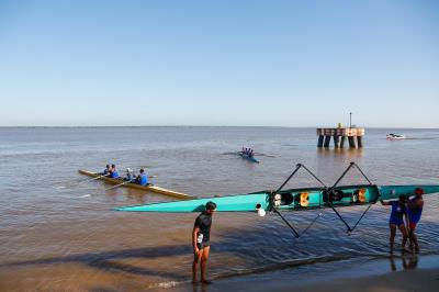 Passeio reúne atletas da canoagem e abre programação de verão da PMB