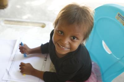 Colônia de férias com crianças venezuelanas no Bosque Rodrigues Alves