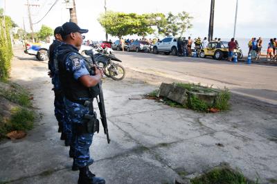 Dezenas de Inscritos na travessia Murubira/Farol, em Mosqueiro