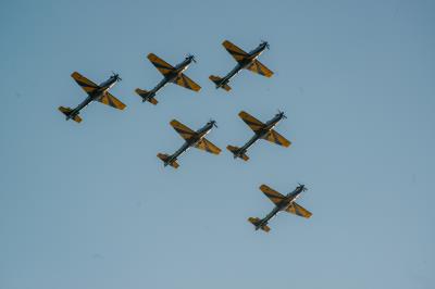 Esquadrilha da fumaça encanta crianças e adultos em Belém