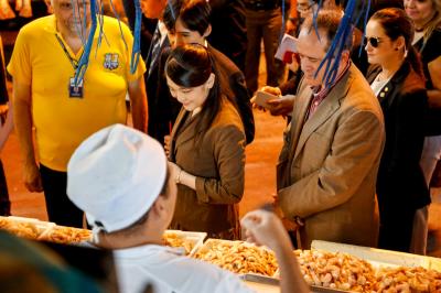 Feira do Ver-o-Peso recebe visita da princesa Mako, do Japão