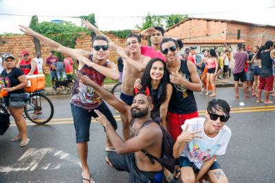 Parada do Movimento LGBTI leva mais de 30 mil pessoas às ruas de Mosqueiro