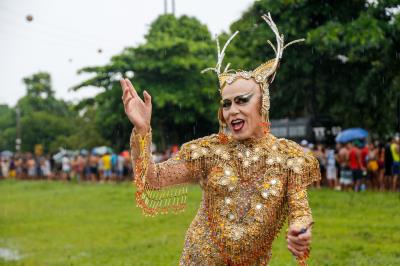 Parada do Movimento LGBTI leva mais de 30 mil pessoas às ruas de Mosqueiro