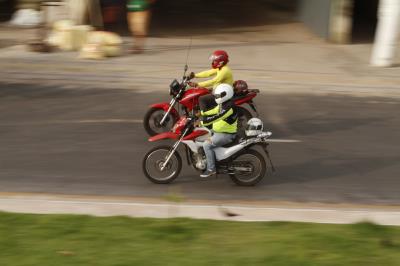 Novo trecho urbanizado da Bernardo Sayão completa um mês com área preservada pela comunidade