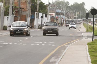 Novo trecho urbanizado da Bernardo Sayão completa um mês com área preservada pela comunidade