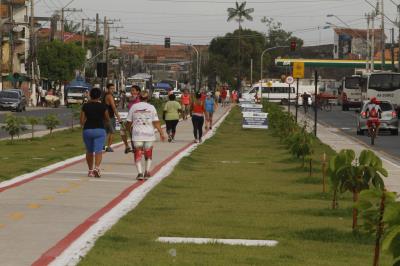 Novo trecho urbanizado da Bernardo Sayão completa um mês com área preservada pela comunidade