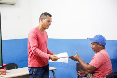 Cursos de pedreiro, hidráulica e meio ambiente qualificam moradores da Bacia da Estrada Nova