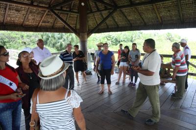 Aposentados têm manhã de passeios por pontos turísticos de Belém