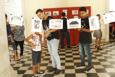 Exposição fotográfica mostra o olhar dos moradores da Bacia da Estrada Nova