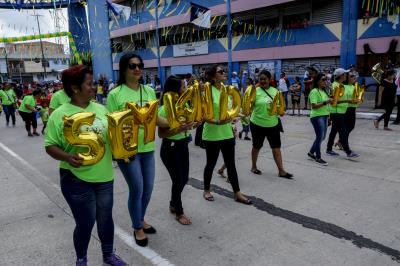 Ensino fundamental de Belém faz desfile e reforça conceitos de paz, educação e cidadania