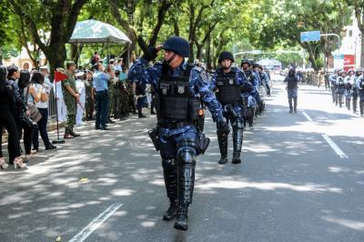 Desfile da Independência do Brasil mobiliza centenas de pessoas em Belém