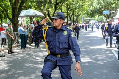 Desfile da Independência do Brasil mobiliza centenas de pessoas em Belém
