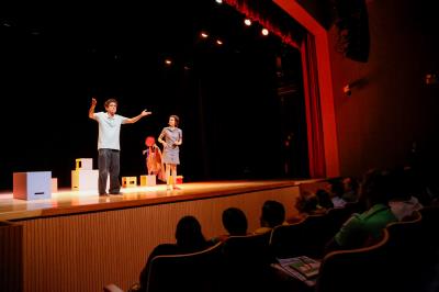 Prefeitura de Belém lota teatro no lançamento do Portal Municipal do Empreendedor