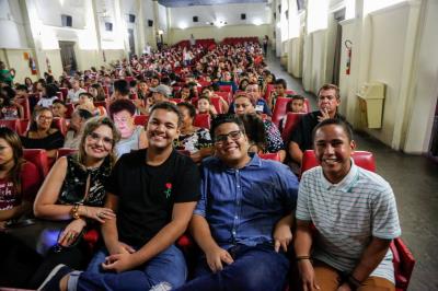 Alunos da Escola Municipal Manuela de Freitas lançam primeiro média metragem no Olympia