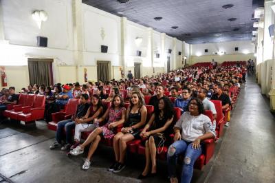 Alunos da Escola Municipal Manuela de Freitas lançam primeiro média metragem no Olympia