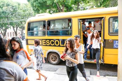 Alunos da Escola Municipal Manuela de Freitas lançam primeiro média metragem no Olympia