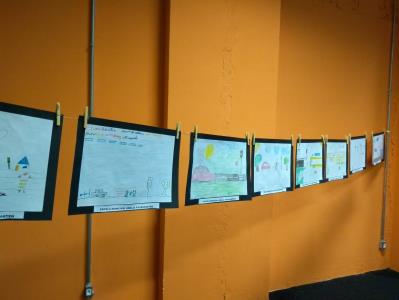 Crianças de escolas públicas aprendem noções de trânsito com a Turma do Semobinho