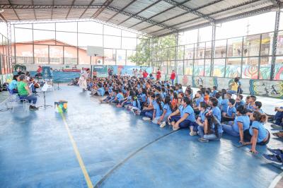 Quarteto Brasil de Tuhu apresenta concerto didático para alunos da Escola Inês Maroja