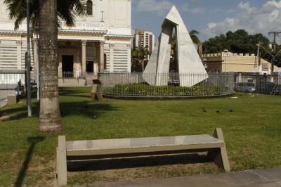 Prefeitura entrega Praça Santuário revitalizada para o Círio 2018