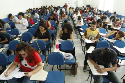 Cursinho Municipal realiza simulado preparatório para o Enem 2018