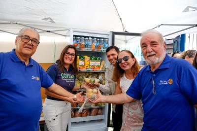 Projeto Geladeira Solidária é instalado na escola Municipal Rotary, na Condor