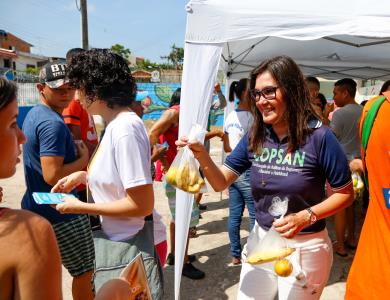 Projeto Geladeira Solidária é instalado na escola Municipal Rotary, na Condor