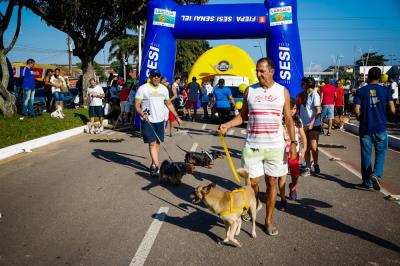 Domingo de lazer na Doca também teve caminhada para cães