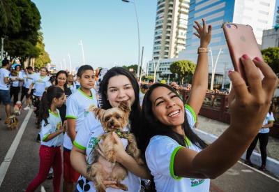 Domingo de lazer na Doca também teve caminhada para cães