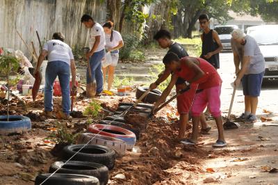 Iniciativa de moradores muda cenário na Marambaia