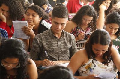 Aulão preparatório para o Enem movimenta Cursinho Municipal