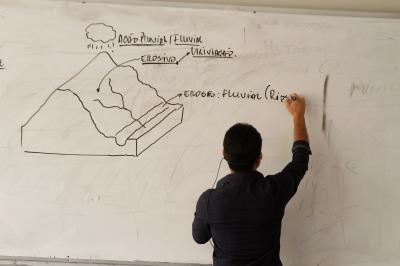 Aulão preparatório para o Enem movimenta Cursinho Municipal