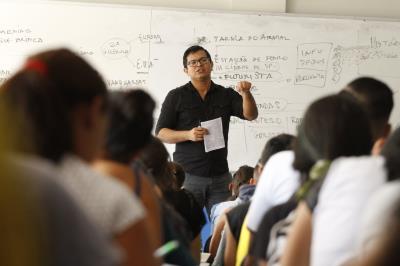 Aulão preparatório para o Enem movimenta Cursinho Municipal