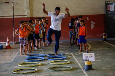 Professor do município promove inclusão em atividades físicas para alunos