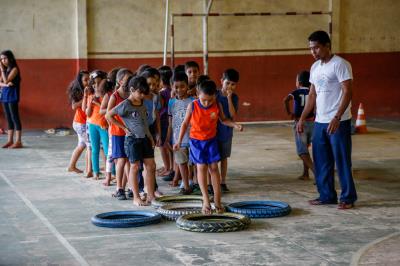 Professor do município promove inclusão em atividades físicas para alunos
